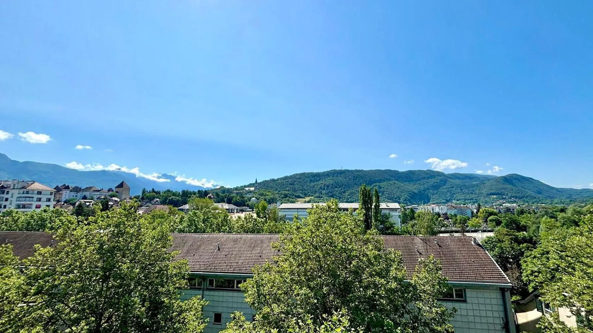 Appartement A Annecy Avec Balcon, Garage, Proche Centre Historique Et Lac - Fr-1-432-49 Apartment