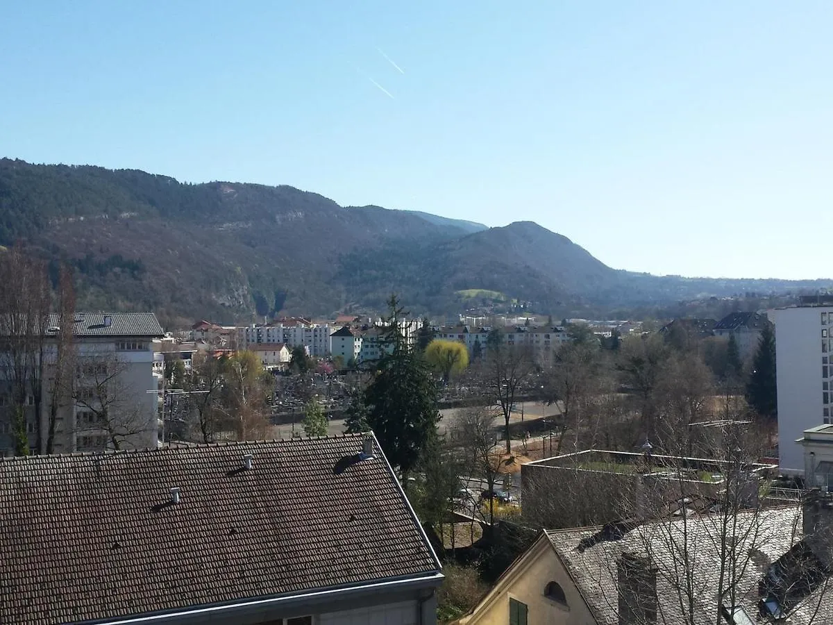 Appartement A Annecy Avec Balcon, Garage, Proche Centre Historique Et Lac - Fr-1-432-49 0*,
