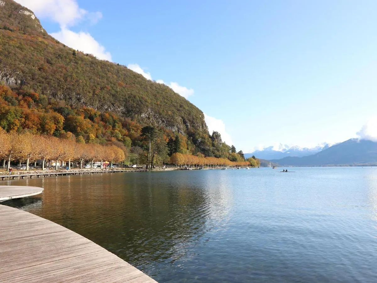 Appartement A Annecy Avec Balcon, Garage, Proche Centre Historique Et Lac - Fr-1-432-49 Apartment