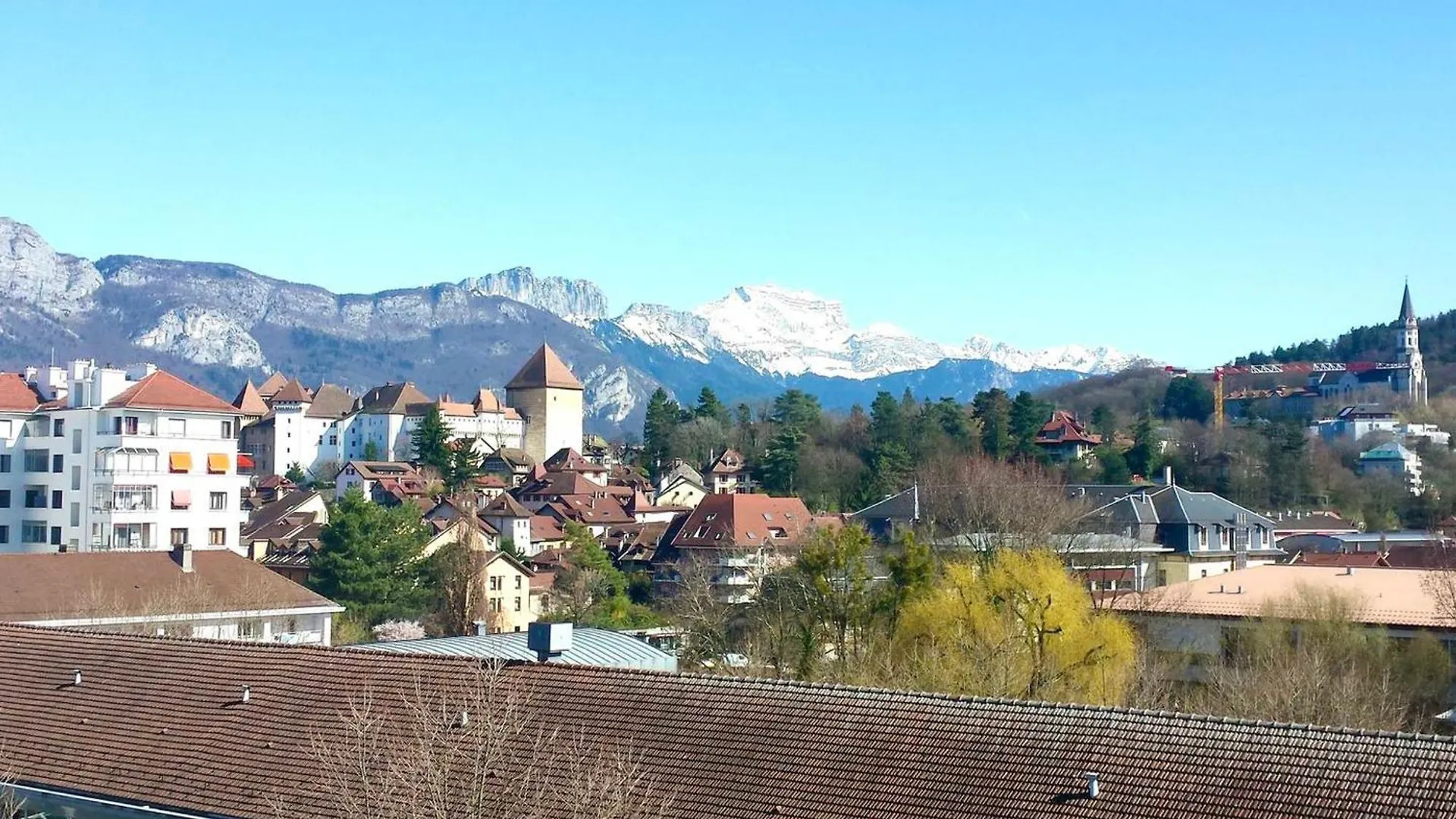 Appartement A Annecy Avec Balcon, Garage, Proche Centre Historique Et Lac - Fr-1-432-49 France