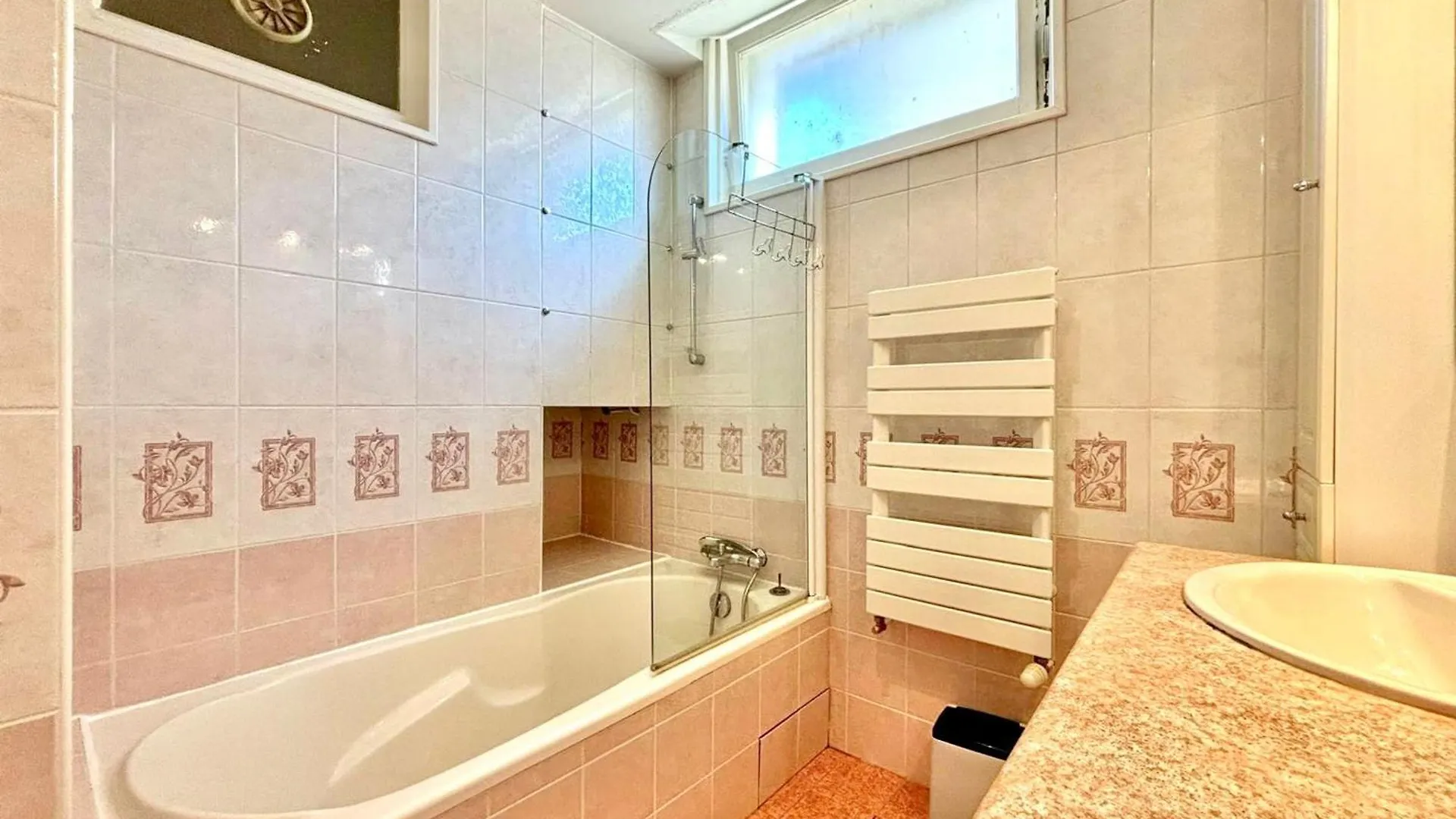 Appartement A Annecy Avec Balcon, Garage, Proche Centre Historique Et Lac - Fr-1-432-49 France