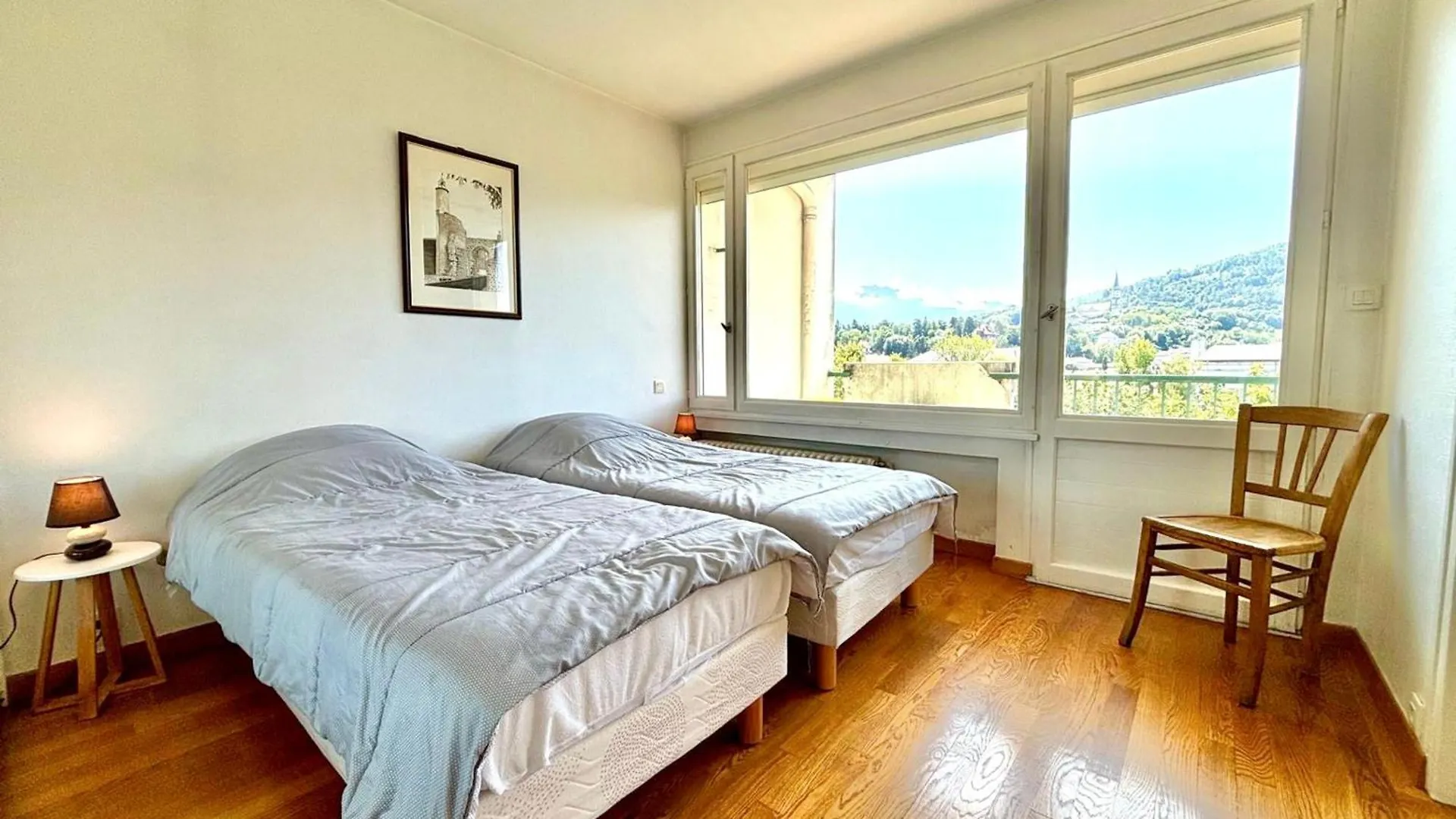 Appartement A Annecy Avec Balcon, Garage, Proche Centre Historique Et Lac - Fr-1-432-49